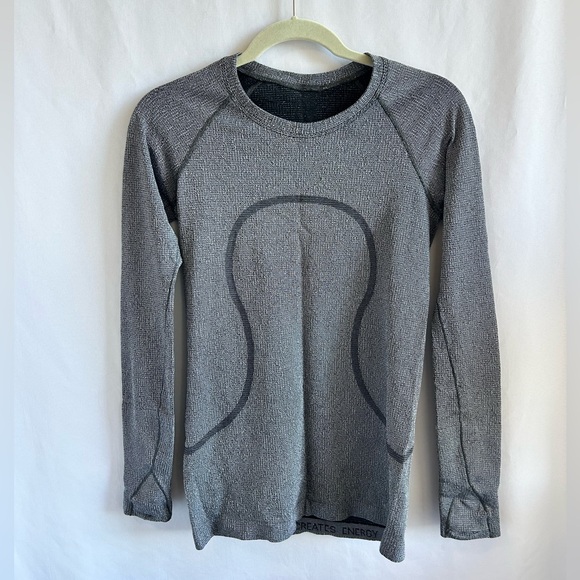 LuluLemon Swiftly Tech Long-Sleeve Glitter Shirt 2.0 Hip Length - Picture 3 of 6